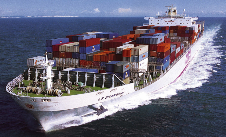 How to Start a Dynamic Career in Shipping and Logistics